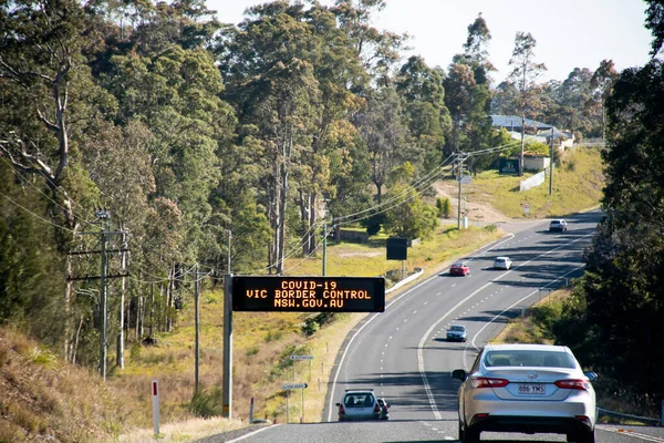 Pacific Highway Australien 2020 Digital Vägskylt Vid Pacivif Highway Covid — Stockfoto