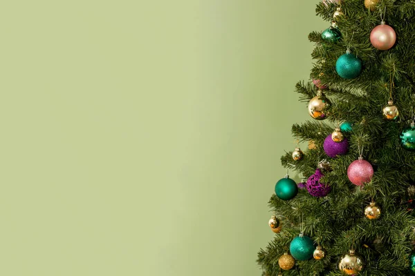 Χριστουγεννιάτικο Δέντρο Πράσινο Φόντο Αντίγραφο Χώρο — Φωτογραφία Αρχείου