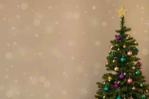 Χριστουγεννιάτικο Δέντρο Ουδέτερο Φόντο Λάμψη Και Αντιγραφή Χώρου — Φωτογραφία Αρχείου