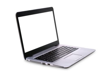 Laptop bilgisayarının beyaz zemin üzerinde boş ekran izole edilmiş perspektif sol görüntüsü. Kırpma Yolu bu resme dahil.
