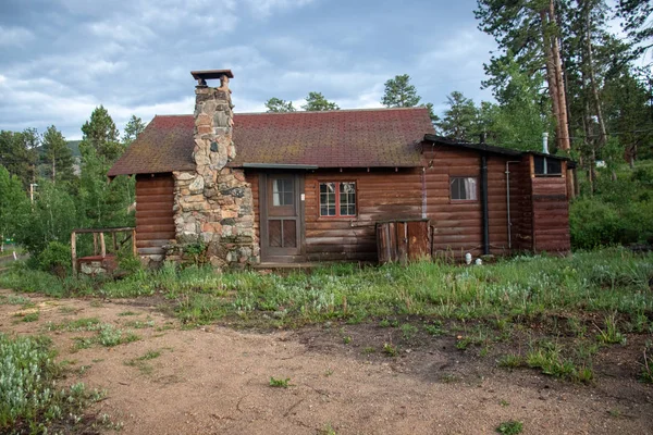 Cabañas Pine Grove Vista Exterior Allenspark Colorado — Foto de Stock