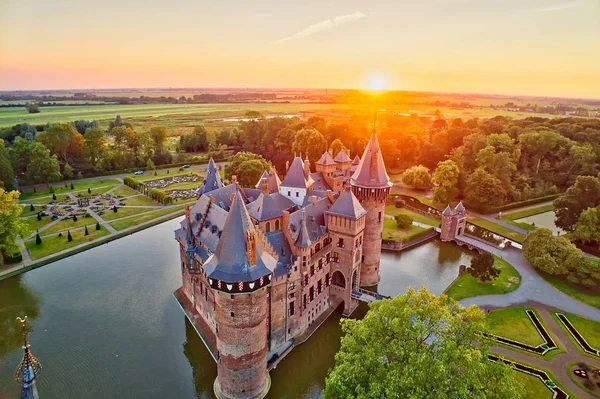 stock image Aerial view of the medieval castle De Haar at sunset in Netherlands, Europe. Current buildings all built upon the original castle date from 1892. HDR image