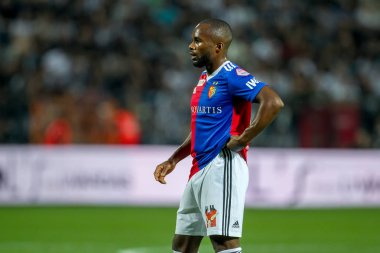 Thessaloniki, Yunanistan - 24 Temmuz 2018: Oyuncu, Basel Aldo Kalulu eylem Uefa Şampiyonlar Ligi ikinci ön eleme turu sırasında 1 Paok rakip Basel maçı Toumba Stadı'nda oynanan