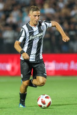 Thessaloniki, Yunanistan - 24 Temmuz 2018: Oyuncu, Paok Dimitris Pelkas eylem Uefa Şampiyonlar Ligi ikinci ön eleme turu sırasında 1 Paok rakip Basel maçı Toumba Stadı'nda oynanan