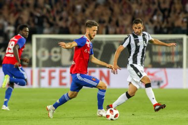 Basel, İsviçre - 1 Ağustos 2018: Oyuncu, Basel Ricky van Wolfswinkel eylem Paok rakip arasındaki Uefa Şampiyonlar Ligi maç sırasında Basel St. Jakob-Park Stadı'nda oynanan