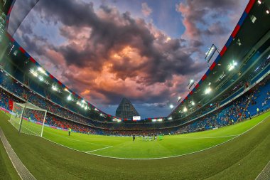 Basel, İsviçre - 1 Ağustos 2018: St. Jakob-Park Stadyumu tam Paok rakip Basel arasında Uefa Şampiyonlar Ligi maç iç görünüm 