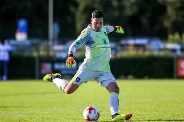 Horst, Hollanda - 29 Haziran 2018: Oyuncu, Rsc Anderlecht Frank Boeckx dostluk maçı Rsc Anderlecht Rakip Paok sporda sırasında eylem park spor Swolgen Tienray 