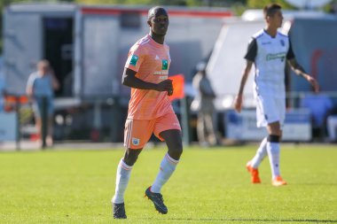 Horst, Hollanda - 29 Haziran 2018: Oyuncu, Rsc Anderlecht bilgi Musona eylem sırasında dostu maç Rsc Anderlecht Rakip Paok Sport Park spor Swolgen Tienray 