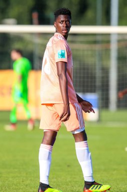 Horst, Hollanda - 29 Haziran 2018: Oyuncu, Rsc Anderlecht Albert Sambi Lokonga dostluk maçı Rsc Anderlecht Rakip Paok sporda sırasında eylem park spor Swolgen Tienray 