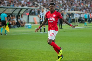 Thessaloniki, Yunanistan - 8 Ağustos 2018: Oyuncu, Spartak Quincy Promes Uefa Şampiyonlar Ligi üçüncü, Paok rakip Spartak Moskova Toumba Stadyumu'nda arasında ön eleme turu sırasında eylem