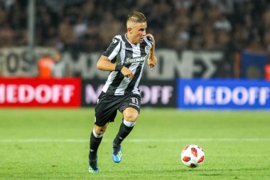 Thessaloniki, Yunanistan - 8 Ağustos 2018: Oyuncu, Paok Dimitris Pelkas Uefa Şampiyonlar Ligi üçüncü, Paok rakip Spartak Moskova Toumba Stadyumu'nda arasında ön eleme turu sırasında eylem
