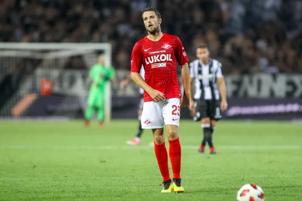 Thessaloniki, Yunanistan - 8 Ağustos 2018: Oyuncu, Spartak Dmitri Kombarov Uefa Şampiyonlar Ligi üçüncü, Paok rakip Spartak Moskova Toumba Stadyumu'nda arasında ön eleme turu sırasında eylem