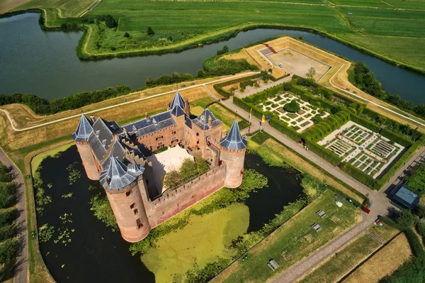 Luchtfoto Van Het Middeleeuwse Kasteel Muiden Nederland Gelegen Aan Monding — Stockfoto