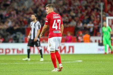 Moskova, Rusya - 14 Ağustos 2018: Oyuncu, Spartak Roma Zobnin Uefa Şampiyonlar Ligi üçüncü, Fc Spartak Moskova Rakip Paok Otkritie Arena arasında ön eleme turu sırasında eylem