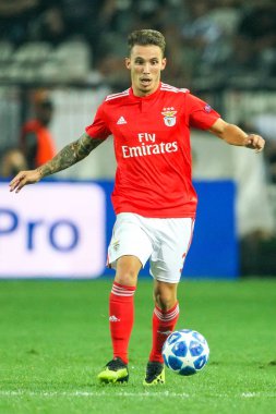 Thessaloniki, Yunanistan - 29 Ağustos 2018: Oyuncu, Benfica Alex Grimaldo Uefa Şampiyonlar Ligi Play-off mücadelesi sırasında eylem, 2 bacak Paok vs Fc Benfica Toumba Stadı'nda oynanan