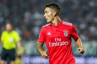 Thessaloniki, Yunanistan - 29 Ağustos 2018: Oyuncu, Benfica Alex Grimaldo Uefa Şampiyonlar Ligi Play-off mücadelesi sırasında eylem, 2 bacak Paok vs Fc Benfica Toumba Stadı'nda oynanan