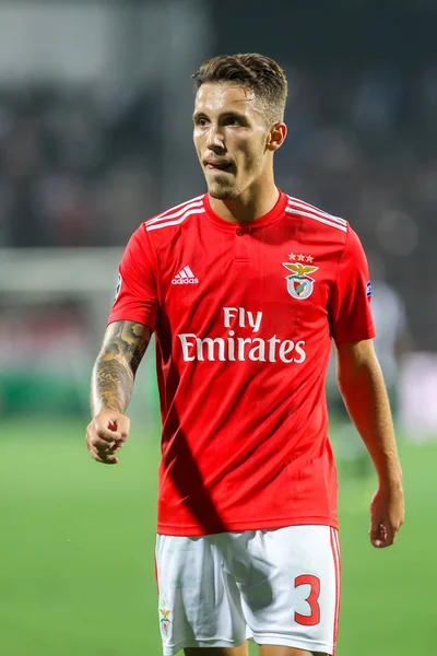 Thessaloniki, Yunanistan - 29 Ağustos 2018: Oyuncu, Benfica Alex Grimaldo Uefa Şampiyonlar Ligi Play-off mücadelesi sırasında eylem, 2 bacak Paok vs Fc Benfica Toumba Stadı'nda oynanan