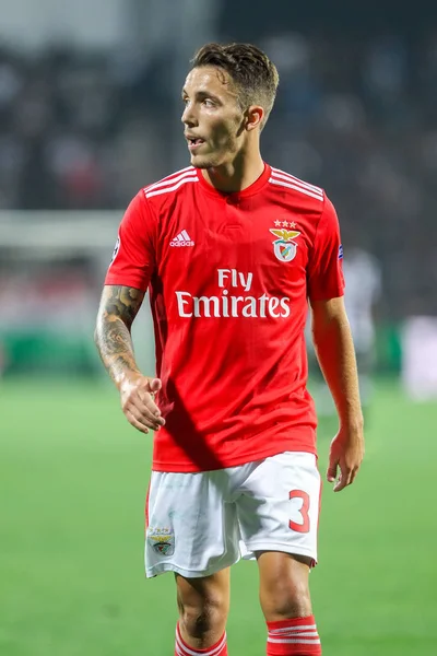 Thessaloniki, Yunanistan - 29 Ağustos 2018: Oyuncu, Benfica Alex Grimaldo Uefa Şampiyonlar Ligi Play-off mücadelesi sırasında eylem, 2 bacak Paok vs Fc Benfica Toumba Stadı'nda oynanan