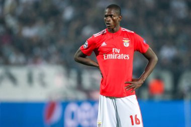 Thessaloniki, Yunanistan - 29 Ağustos 2018: Oyuncu, Benfica Alfa Semedo Uefa Şampiyonlar Ligi Play-off mücadelesi sırasında eylem, 2 bacak Paok vs Fc Benfica Toumba Stadı'nda oynanan