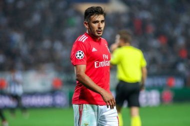 Thessaloniki, Yunanistan - 29 Ağustos 2018: Oyuncu, Benfica Eduardo Salvio eylem Uefa Şampiyonlar Ligi Play-off mücadelesi sırasında 2 bacak Paok vs Fc Benfica Toumba Stadı'nda oynanan
