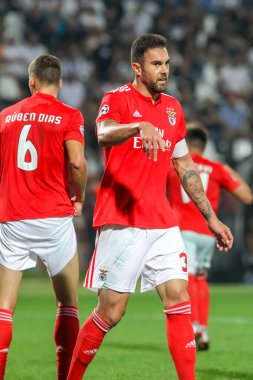 Thessaloniki, Yunanistan - 29 Ağustos 2018: Oyuncu, Benfica Jardel eylem Uefa Şampiyonlar Ligi Play-off mücadelesi sırasında 2 bacak Paok vs Fc Benfica Toumba Stadı'nda oynanan