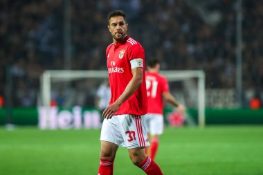 Thessaloniki, Yunanistan - 29 Ağustos 2018: Oyuncu, Benfica Jardel eylem Uefa Şampiyonlar Ligi Play-off mücadelesi sırasında 2 bacak Paok vs Fc Benfica Toumba Stadı'nda oynanan