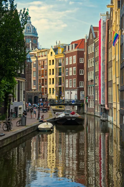 Amsterdam Nederland Juli 2018 Prachtig Uitzicht Amsterdamse Grachten Met Bridge — Stockfoto