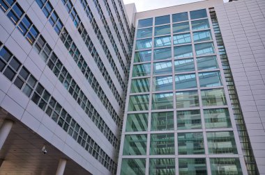 Den Haag, Hollanda - 6 Temmuz 2018: Modern binalar Den Haag şehir merkezinde, Hollanda