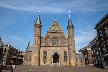 Lahey, Hollanda - 6 Temmuz 2018: Binnenhof Lahey, Hollanda, Ridderzaal,