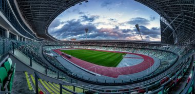 Minsk, Beyaz Rusya - Okt 3, 2018: Ulusal Olimpiyat Stadyumu Dinamo Minsk, Beyaz Rusya iç görünüm. ev zemin ve Dinamo Minsk, Beyaz Rusya Millî Futbol Takımı