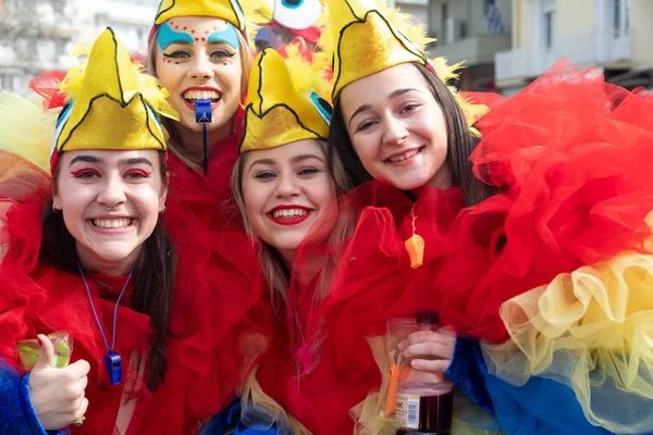 Xanthi Grecia Febrero 2018 Gente Vestida Con Trajes Coloridos Durante —  Fotos de Stock