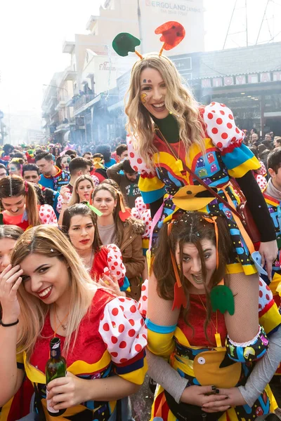 Xanthi Grécia Fevereiro 2018 Pessoas Vestidas Com Trajes Coloridos Durante — Fotografia de Stock