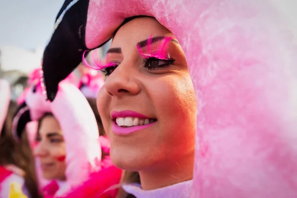 Xanthi Grecia Febrero 2018 Gente Vestida Con Trajes Coloridos Durante — Foto de Stock