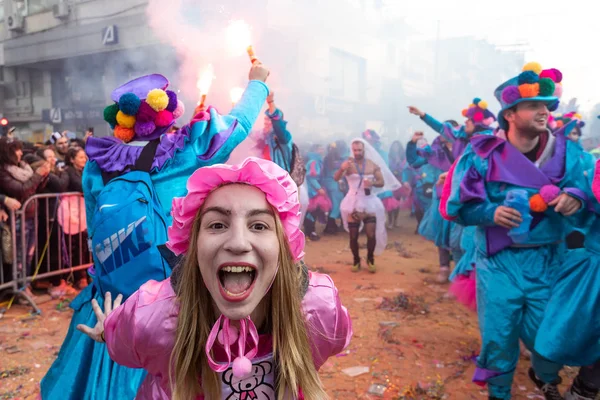 Xanthi Grecia Febrero 2018 Gente Vestida Con Trajes Coloridos Durante —  Fotos de Stock