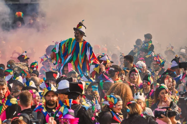 Xanthi Grecja Lutego 2018 Ludzie Ubrani Kolorowe Kostiumy Podczas Rocznego — Zdjęcie stockowe