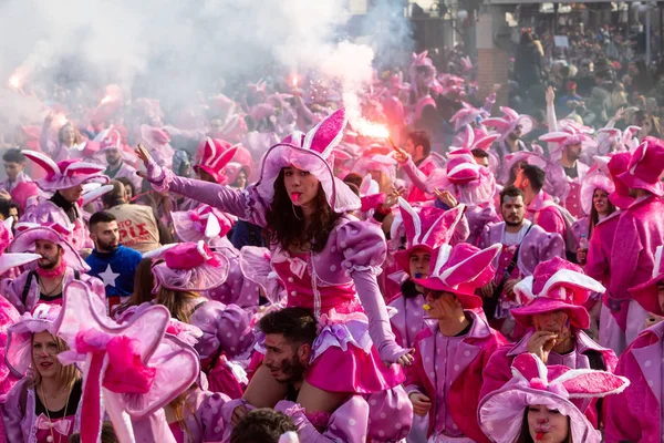 Xanthi Grèce Février 2018 Des Gens Vêtus Costumes Colorés Lors — Photo