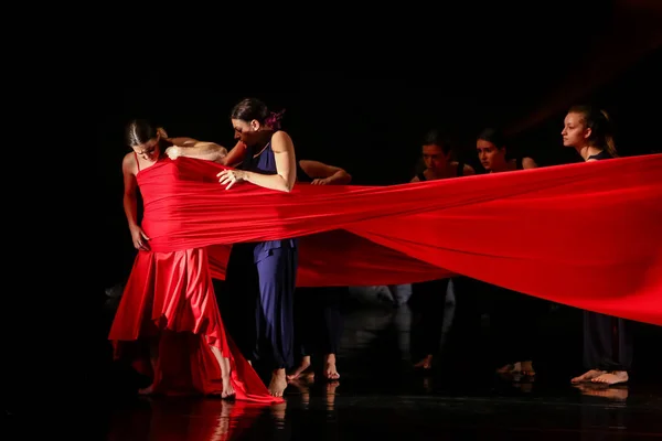 Thessaloniki Grecia Mayo 2018 Ballet Bailarines Identificados Durante Actuación Firebird —  Fotos de Stock