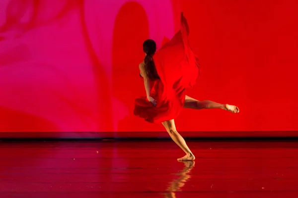 Thessaloniki Grecia Mayo 2018 Ballet Bailarines Identificados Durante Actuación Firebird —  Fotos de Stock