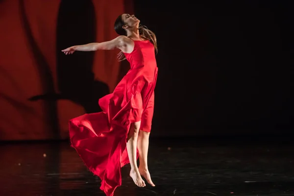Thessaloniki Griekenland Mei 2018 Unidentifieds Dansers Ballet Tijdens Voorstelling Firebird — Stockfoto