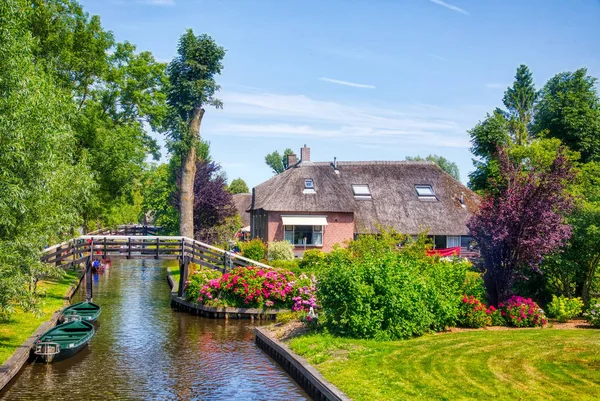 Giethoorn Netherlands July 2018 View Famous Village Giethoorn Canals Netherlands — Stock Photo, Image