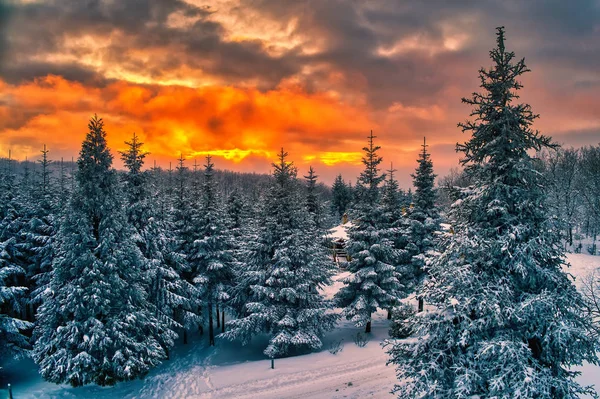 Majestoso Pôr Sol Paisagem Montanhas Inverno Imagem Hdr — Fotografia de Stock