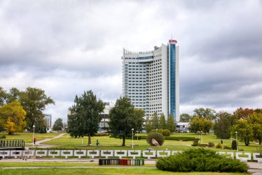 Minsk, Beyaz Rusya - 4 Ekim 2018: Minsk, Beyaz Rusya Yahudi halkının düşmüş 2 Mart 1942 tarihinde anıt