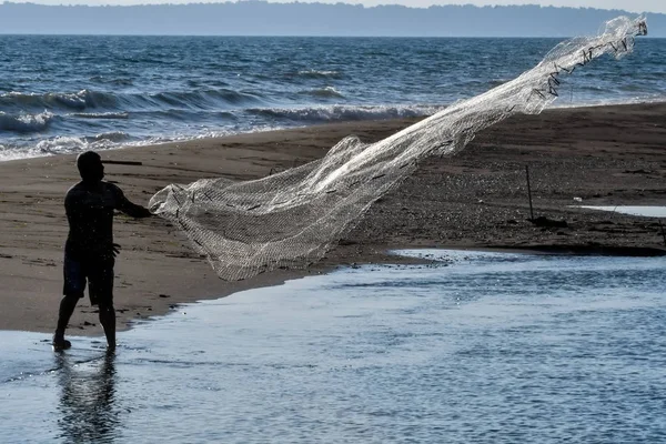 Alpheios Greece August 2018 Fisherman Casting Net Daylight Delta River — Stock Photo, Image