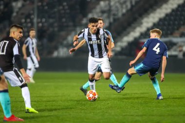 Thessaloniki, Yunanistan - 19 Şubat 2019: Tanımsız oyuncular Paok - Tottenham Toumba Stadyumu'nda arasında ikinci turu için Uefa Gençlik Ligi maç sırasında eylem