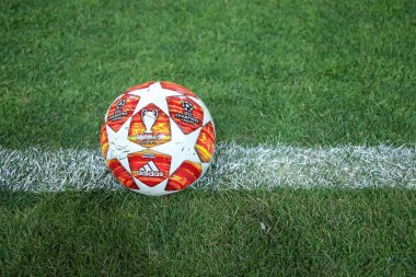 Thessaloniki, Yunanistan - 19 Şubat 2019: Resmi Şampiyonlar Ligi Futbol topu Paok - Tottenham Toumba Stadyumu'nda arasında ikinci turu için Uefa Gençlik Ligi maç daha önce