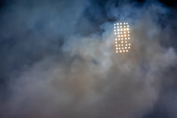 Stadium osvětlení a kouř — Stock fotografie