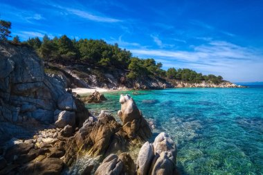 Kavourotrypes veya turuncu küçük plajları Loc küçük bir cennet