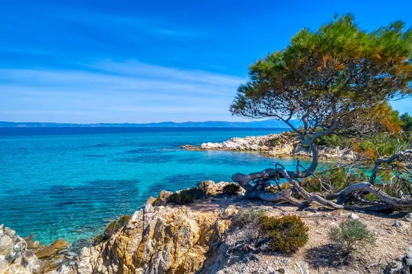 Kavourotrypes o Orange è un piccolo paradiso di piccole spiagge loc — Foto Stock