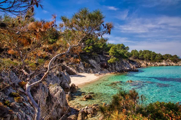 Kavourotrypes ou Orange é uma pequena praia na Sithonia, Chalkidi — Fotografia de Stock