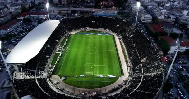 Thessaloniki Grécia Abril 2019 Fuligem Aérea Estádio Toumba Cheia Fãs — Vídeo de Stock